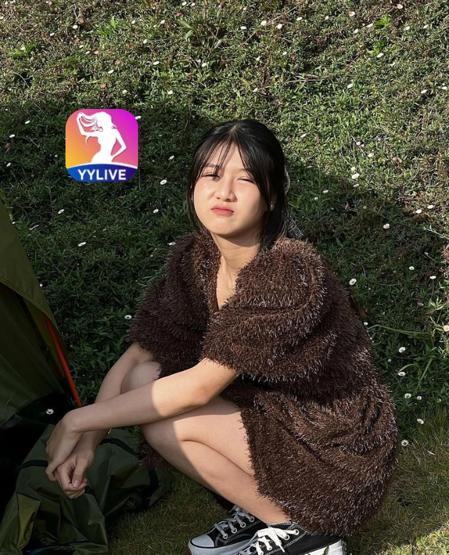 Bảo Anh YYLIVE