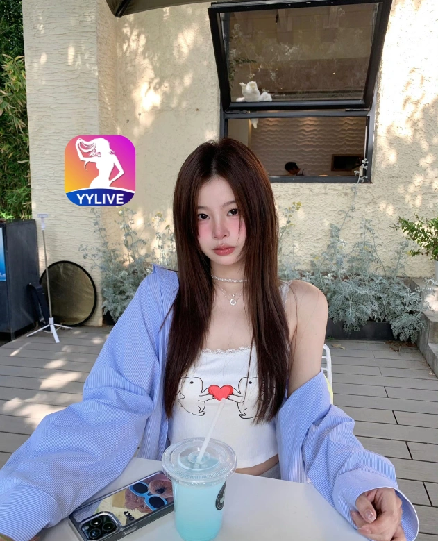 Bích Chi YYLIVE