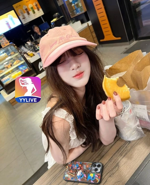 Duyên Đào YYLIVE