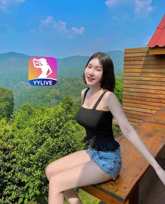 Hong Trang YYLIVE
