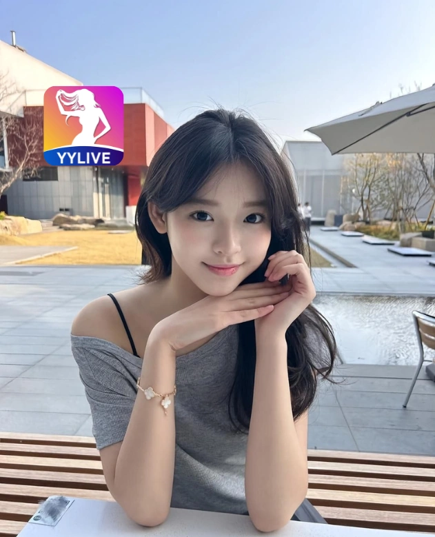Huong Giang YYLIVE