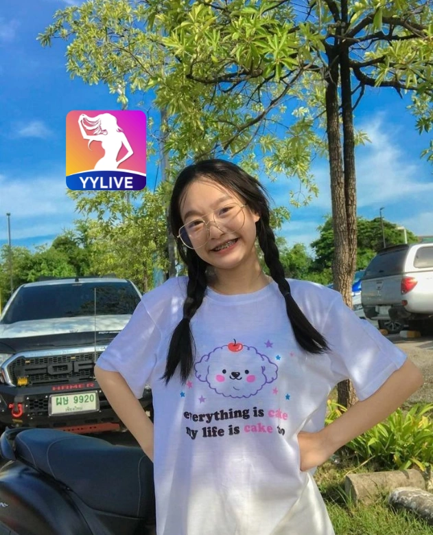 Huong YYLIVE