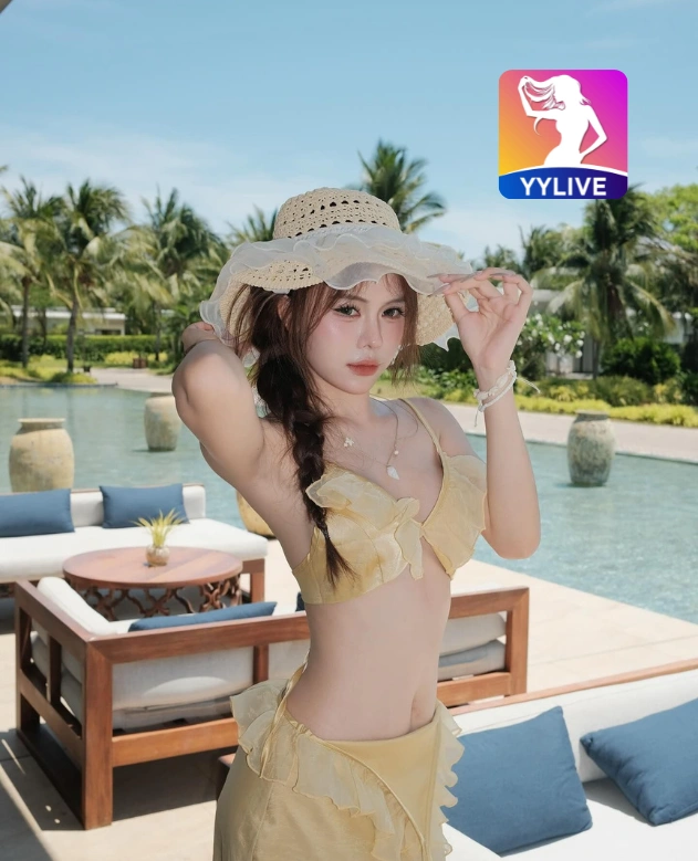 Intan Permatasari YYLIVE