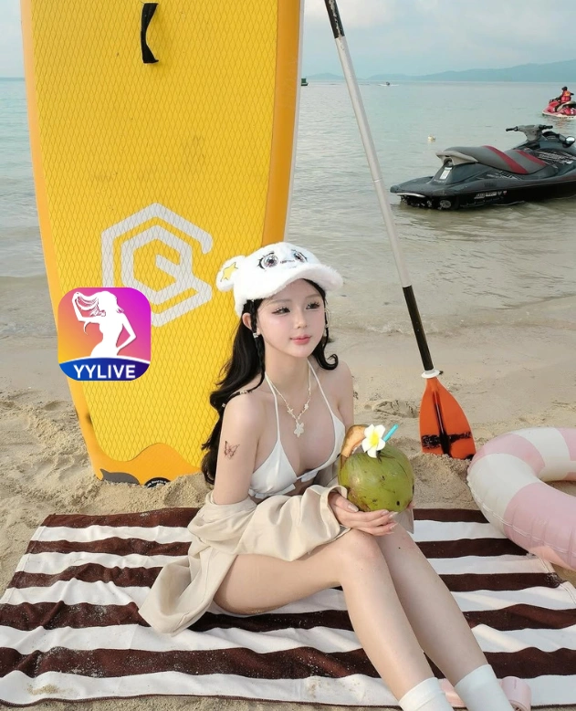 Kim Loan YYLIVE