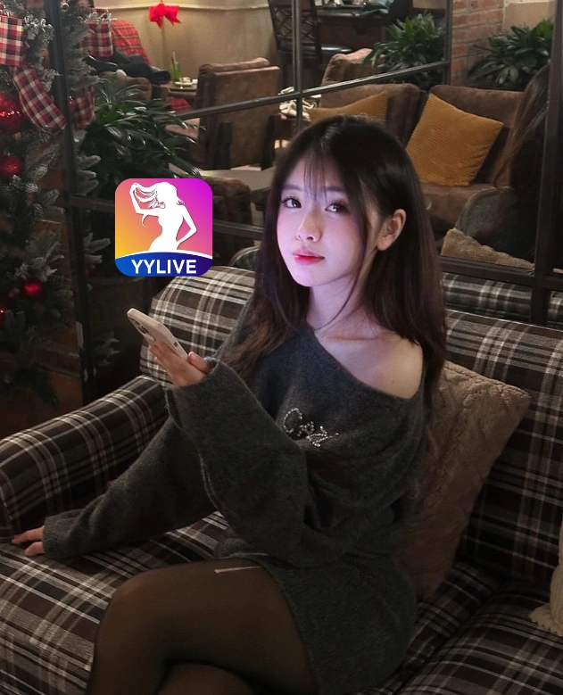 Lan Anh YYLIVE