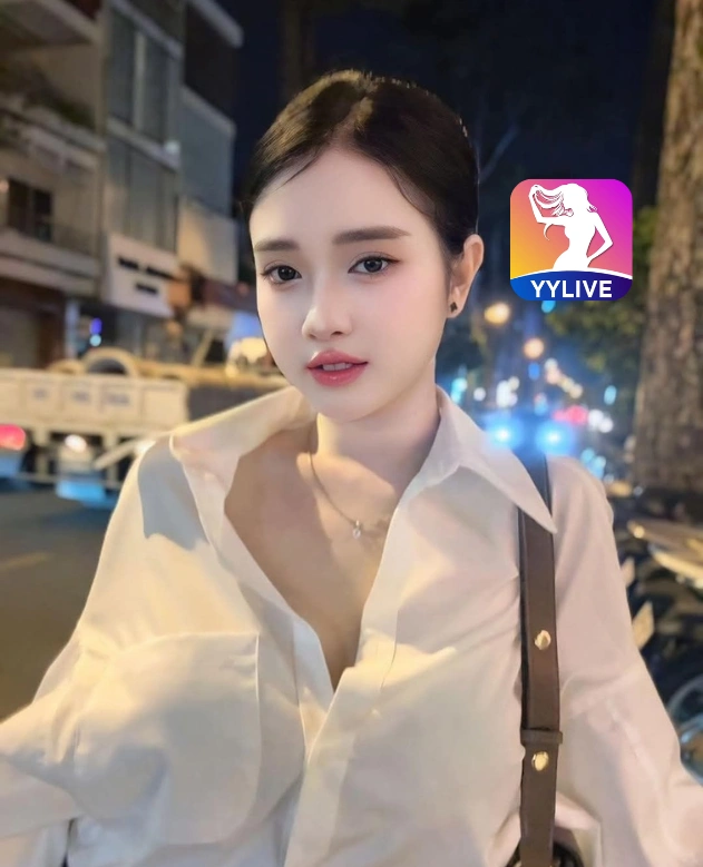 Lan Anh YYLIVE