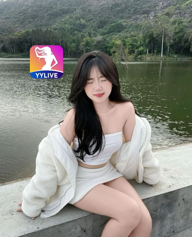 Lan Anh YYLIVE