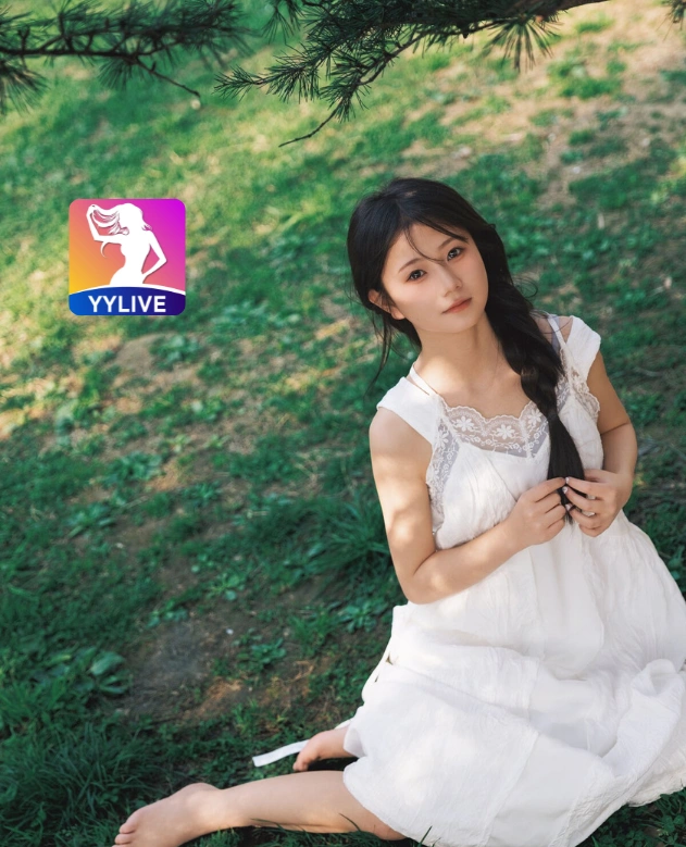 Lan Phương YYLIVE