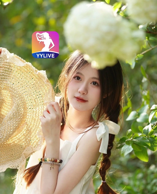 Lan Phương YYLIVE