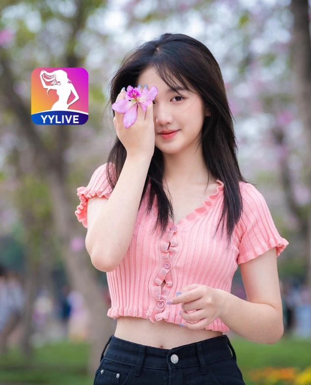 Linh MaiMy YYLIVE