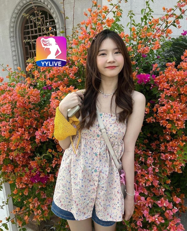 Melati Permatasari YYLIVE