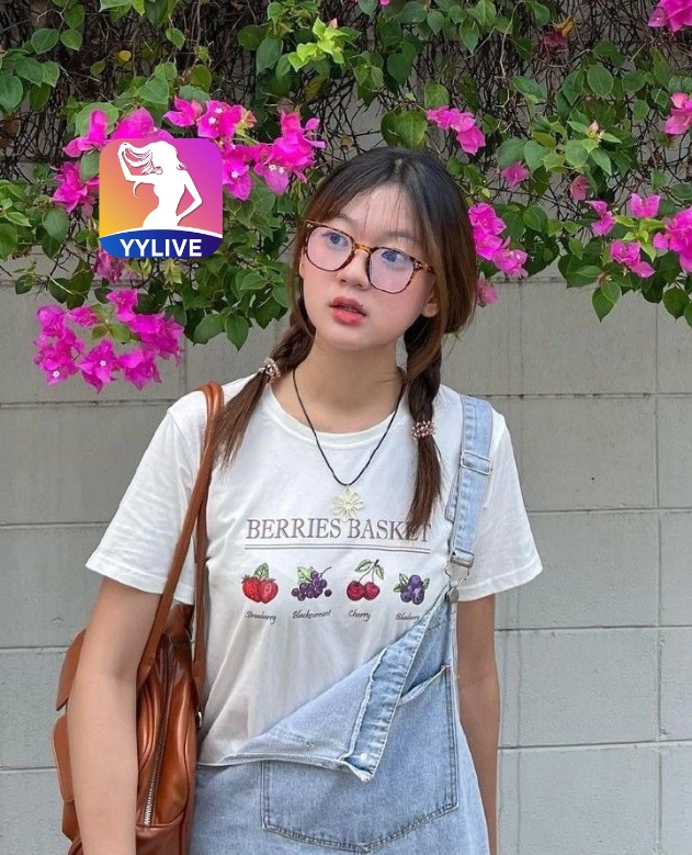 Minh Châu YYLIVE