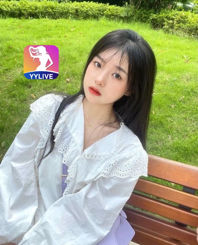 Ngọc Lan YYLIVE