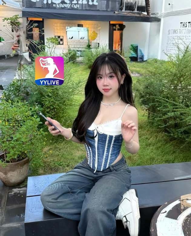 Nhu YYLIVE