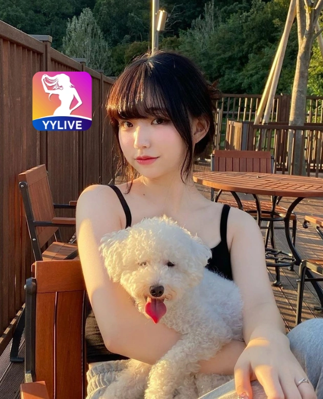 Phương Anh YYLIVE