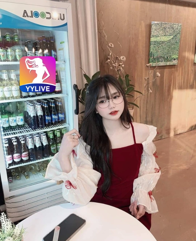 Phương Anh YYLIVE