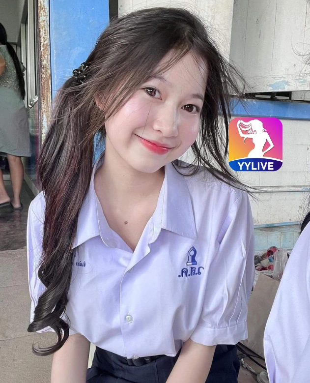 Phuong Linh YYLIVE