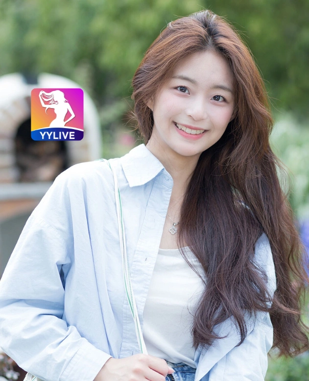 Phương Mai YYLIVE