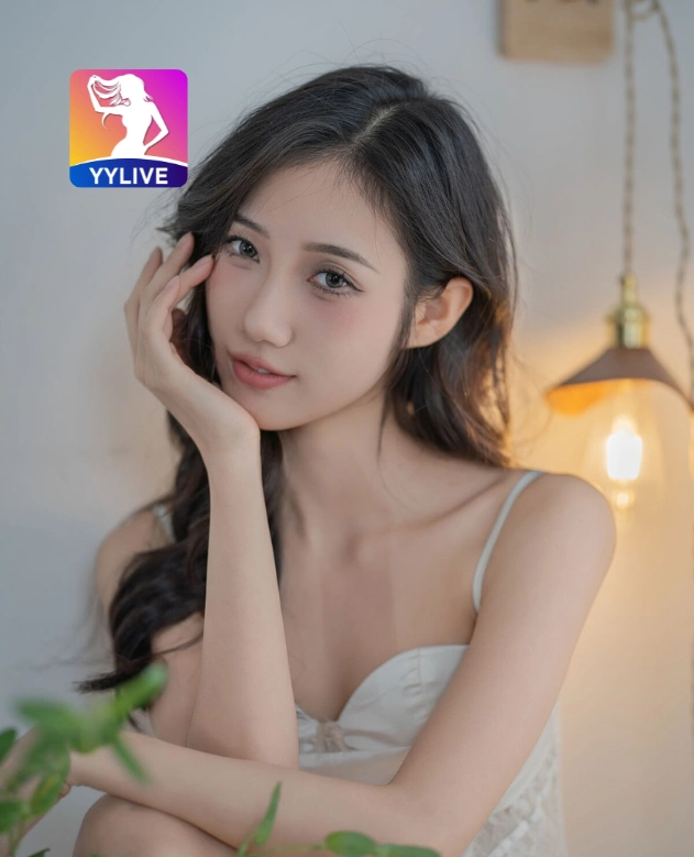 Quynh Maj YYLIVE