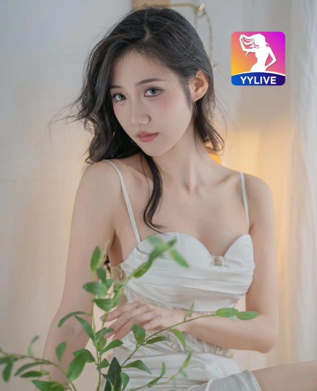 Quynh Maj YYLIVE