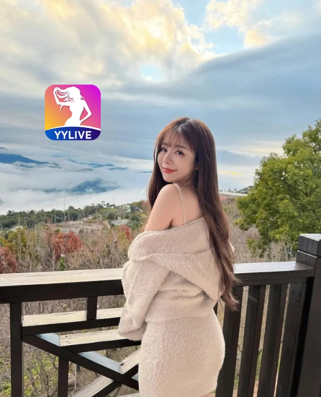 Quỳnh Thảo YYLIVE