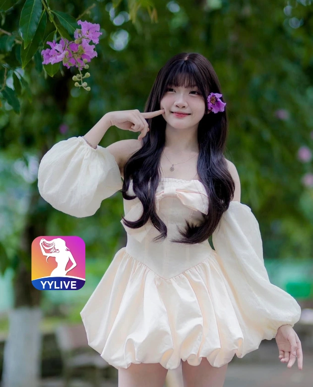 Thao Linh YYLIVE