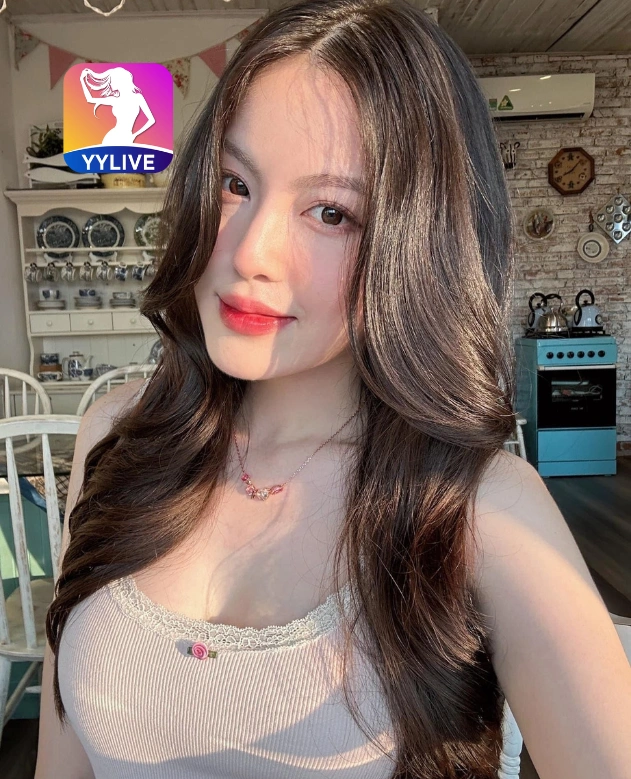 Thi Hương YYLIVE