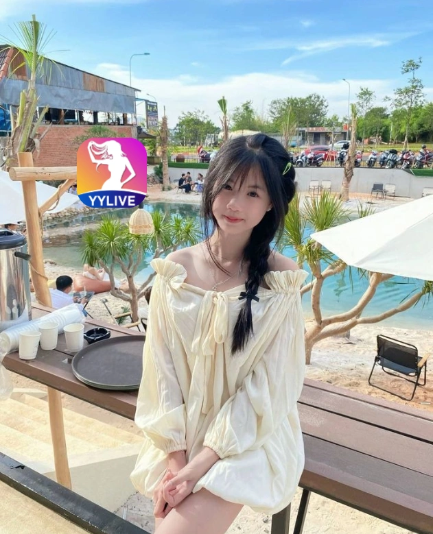 Thi Mai YYLIVE