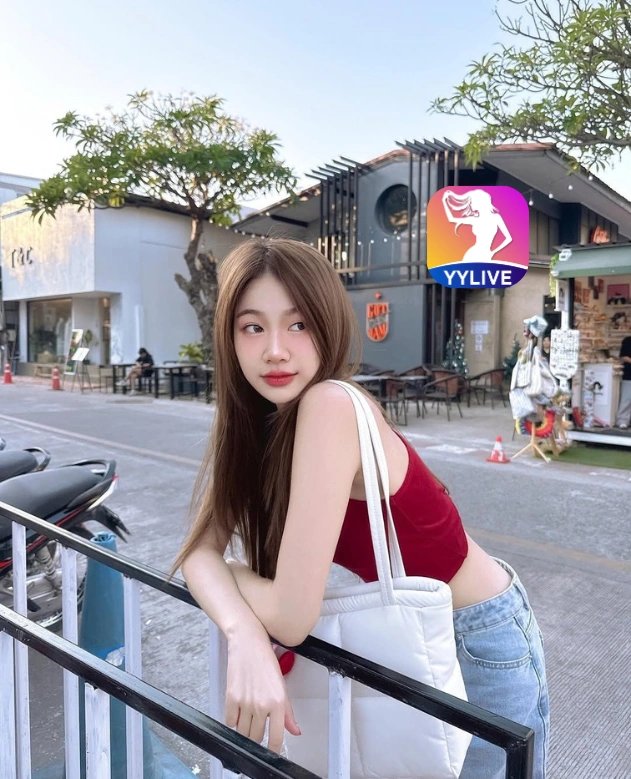 Thu Hằng YYLIVE