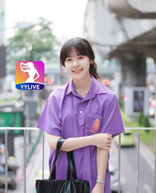 Thu Hang YYLIVE