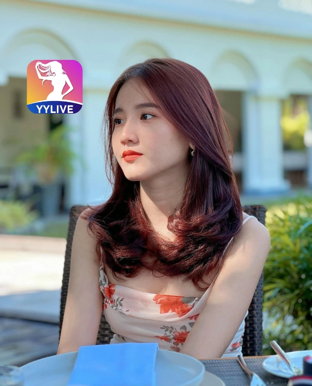 Thu Huyền YYLIVE