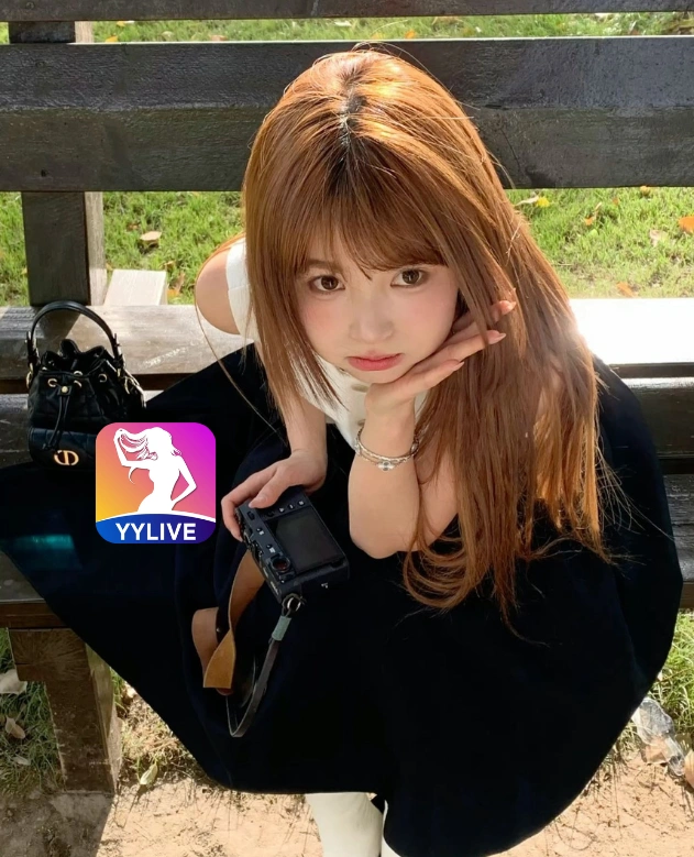 Thu Nga YYLIVE