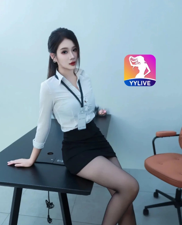 Trang Trinh YYLIVE
