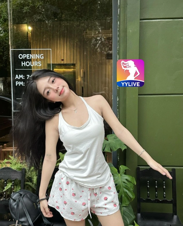 Trang YYLIVE