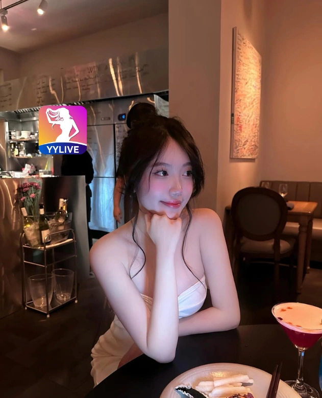 Trang YYLIVE