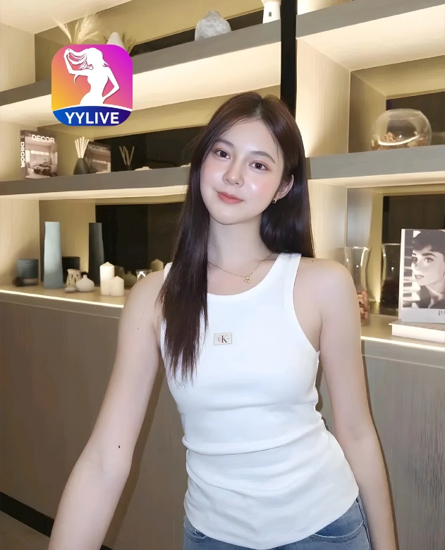 Eliza Wolfe YYLIVE