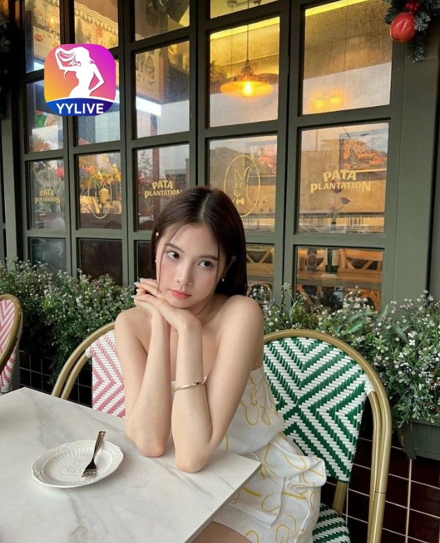 Isabella Green YYLIVE