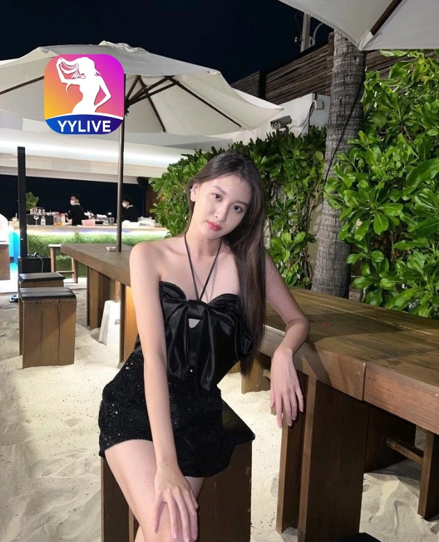 Melody Fletcher YYLIVE