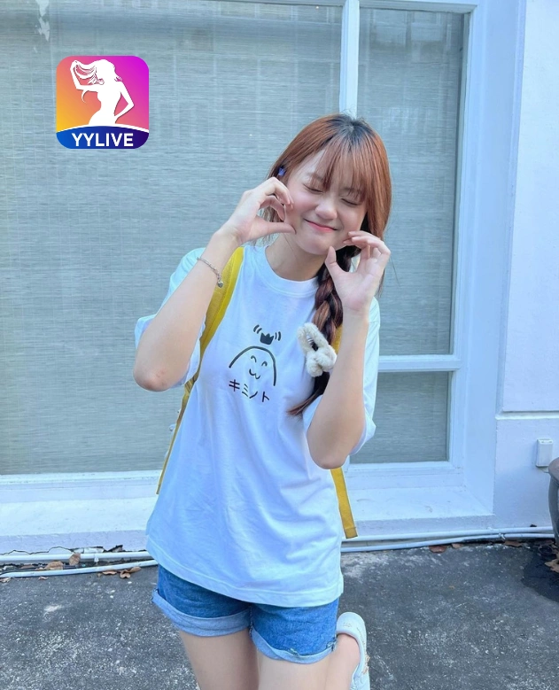 Bùi Thị Thúy YYLIVE