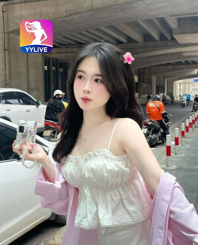 Do Thi Hoa YYLIVE