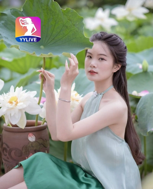 Hoang Thi Dung YYLIVE