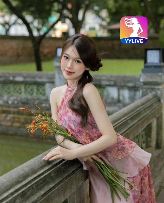 Tran Thi Bao YYLIVE
