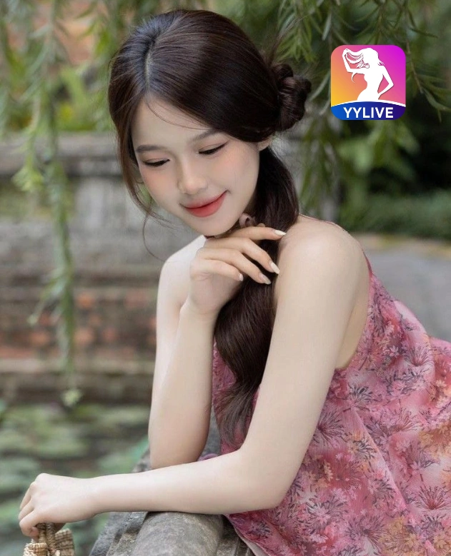 Tran Thi Bao YYLIVE
