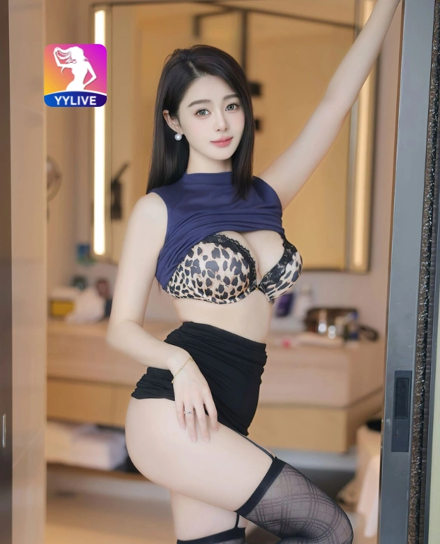 Ly Thi Tuyết YYLIVE