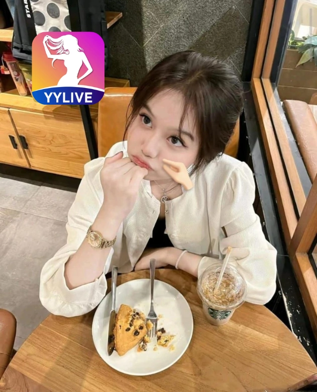 Camden Clarke YYLIVE