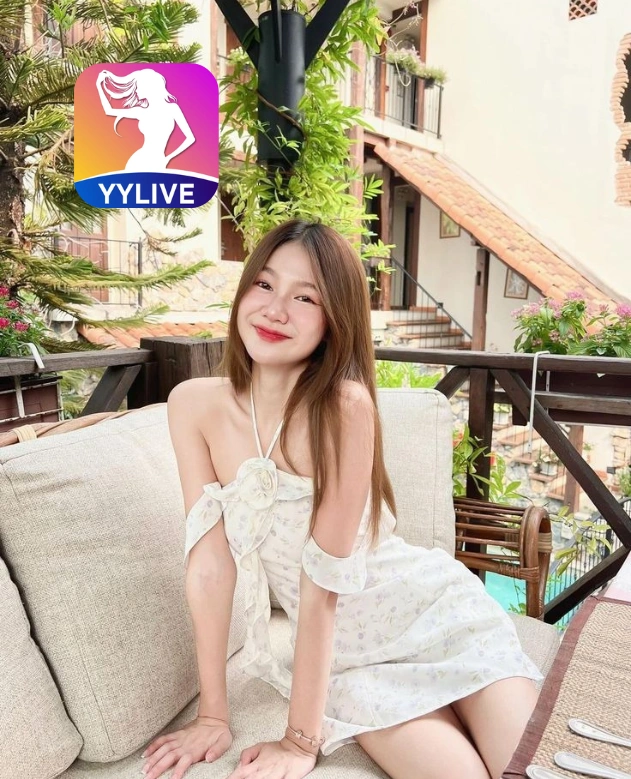 Callie Monroe YYLIVE