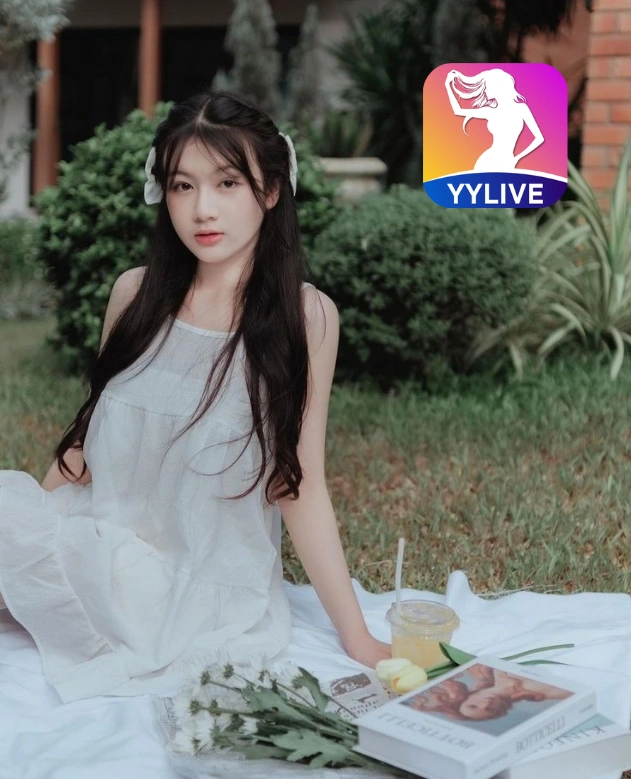 Callie Monroe YYLIVE