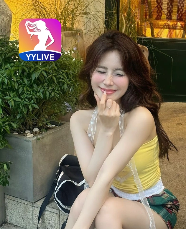 Xavier Rhodes YYLIVE