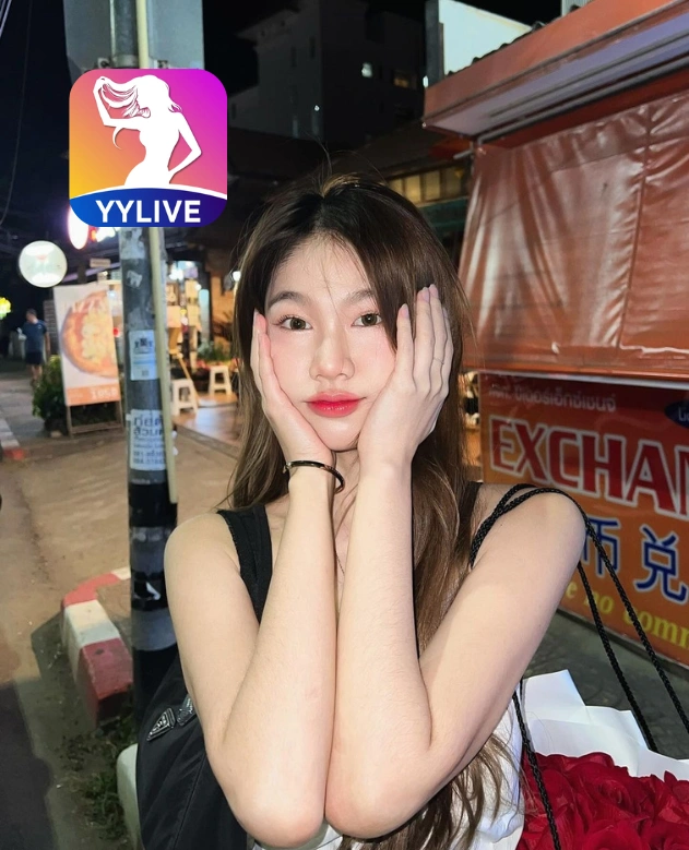 Xavier Rhodes YYLIVE