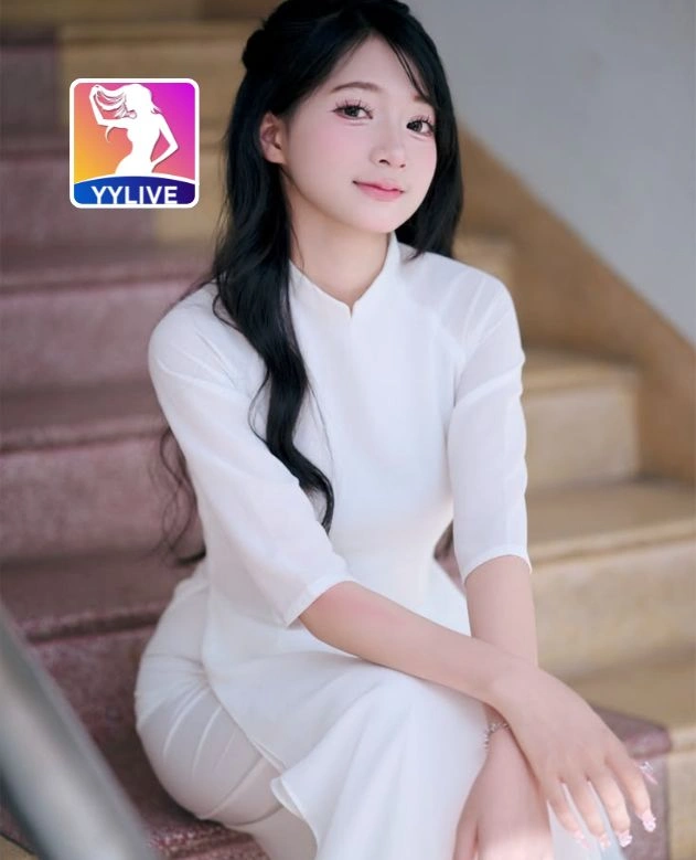 Thùy Linh-YYLIVE